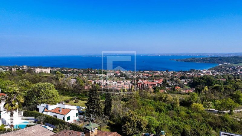 Квартира в Паденге-суль-Гарда