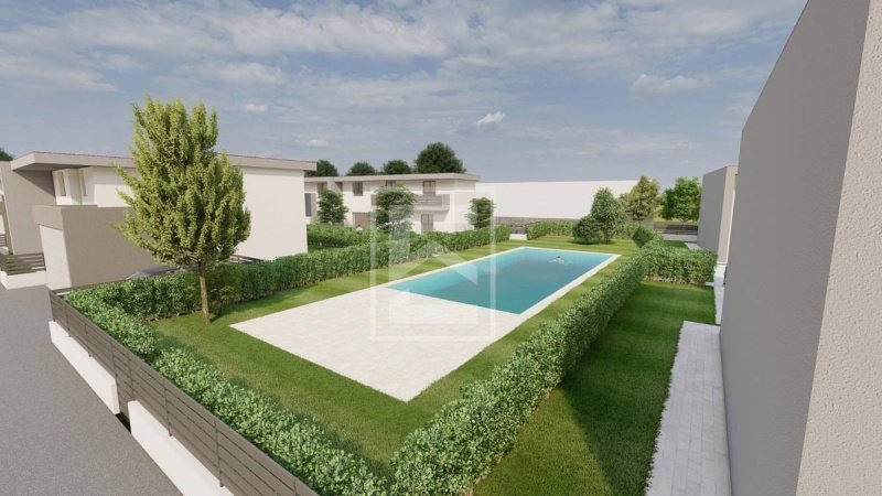 加尔达湖畔洛纳托公寓