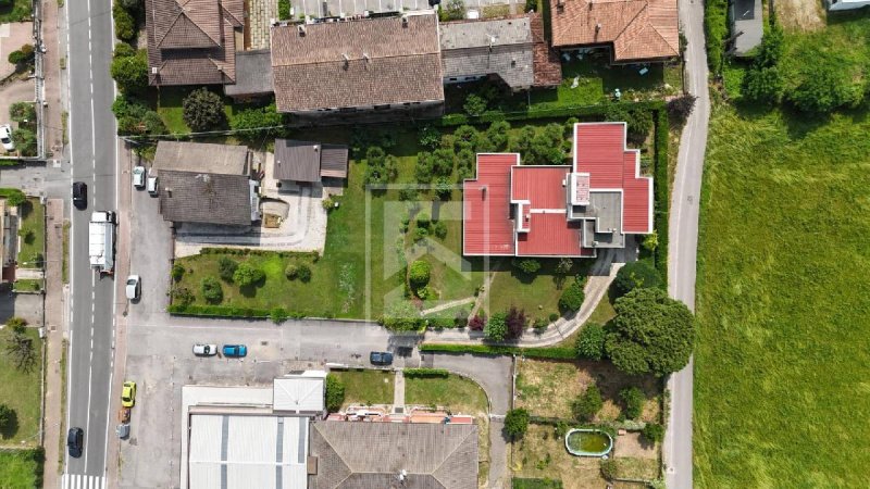 Byggtomt i Bedizzole