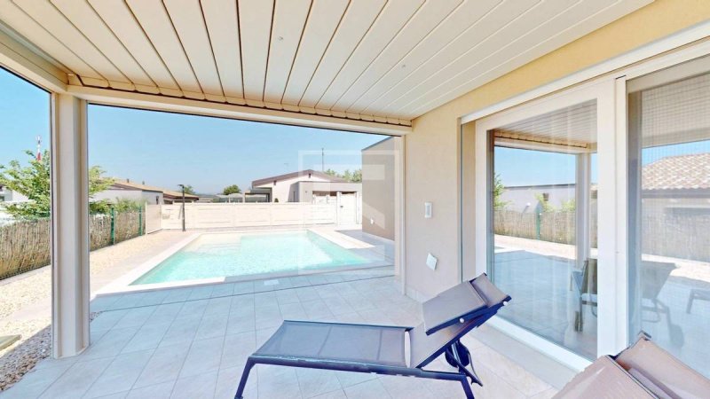 Villa a Desenzano del Garda