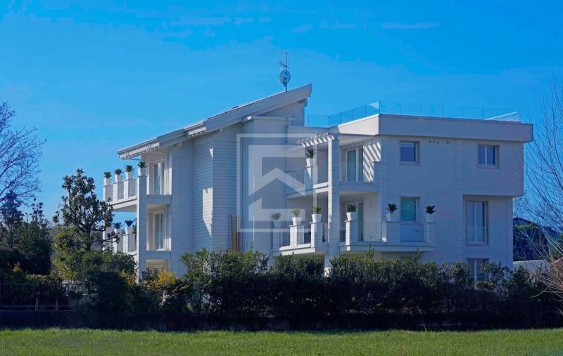 Appartamento a Desenzano del Garda