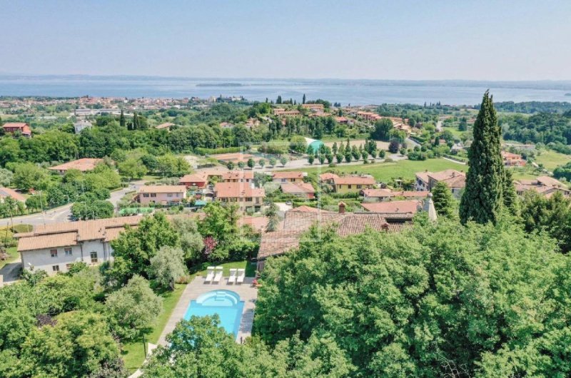 Villa i Soiano del Lago