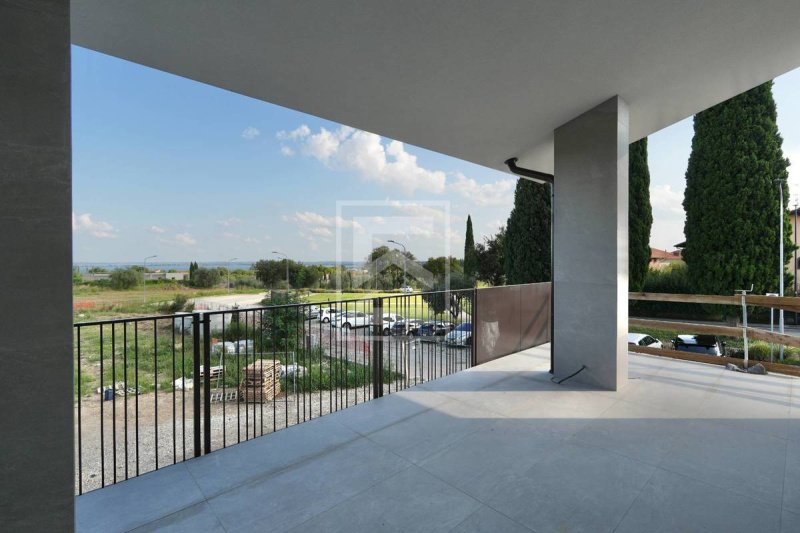 Apartment in Padenghe sul Garda