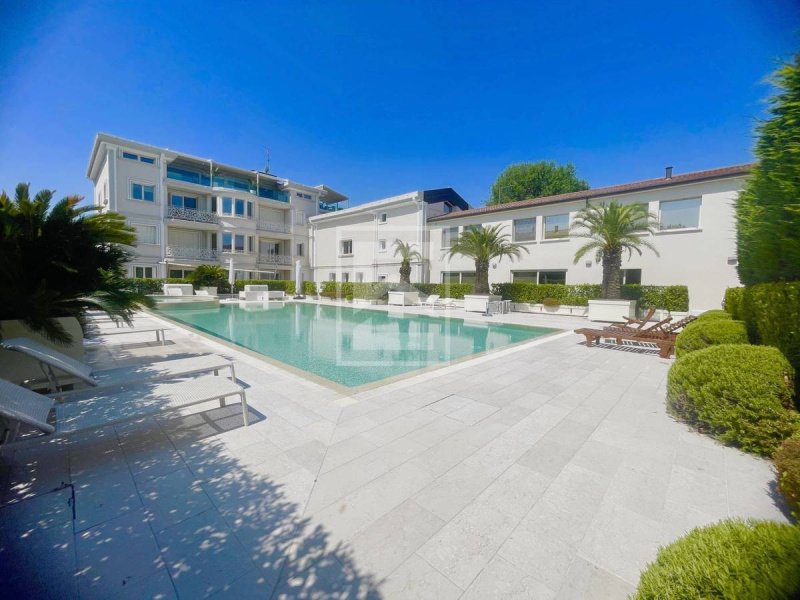 Villa i Desenzano del Garda