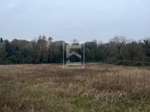 蒙赞巴诺建筑用地