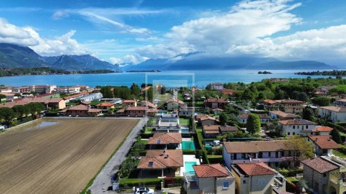 Villa in Manerba del Garda