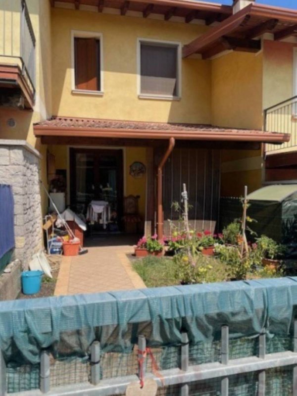 Moradia com terraço em Bedizzole