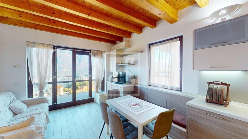 Lägenhet i Tremosine sul Garda