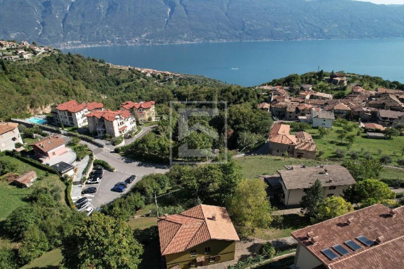 Вилла в Тиньяле