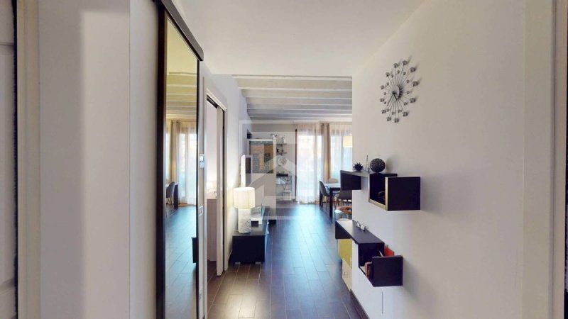 Lägenhet i Peschiera del Garda