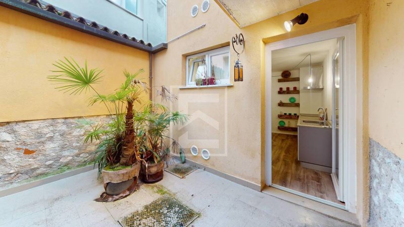 Detached house in Toscolano-Maderno