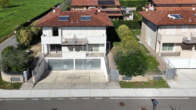 Maison jumelée à Manerba del Garda