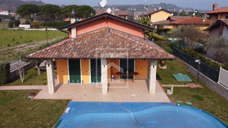 Maison jumelée à Manerba del Garda