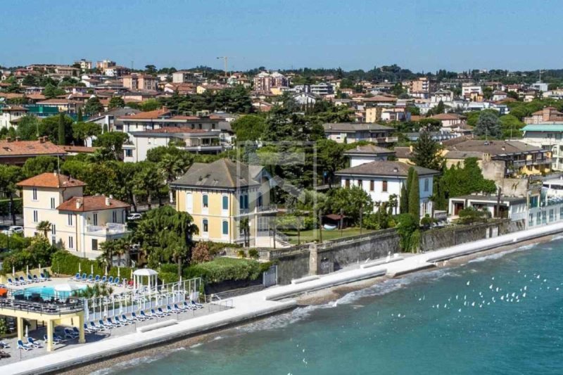 Einfamilienhaus in Desenzano del Garda