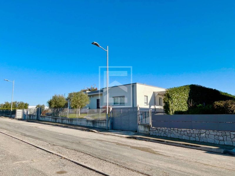 Moradia em Desenzano del Garda
