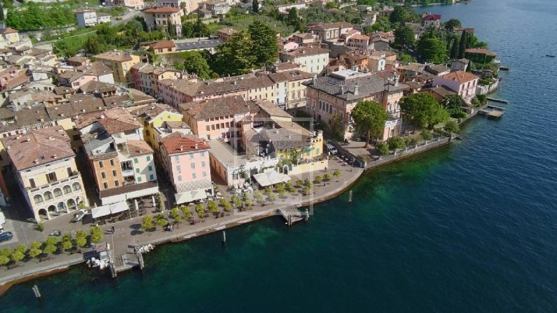 Appartamento a Gargnano