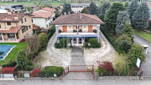 Villa in Nuvolento