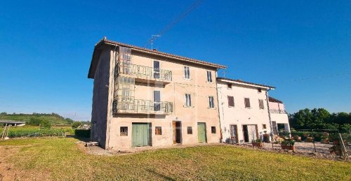 Country house in Cavaion Veronese