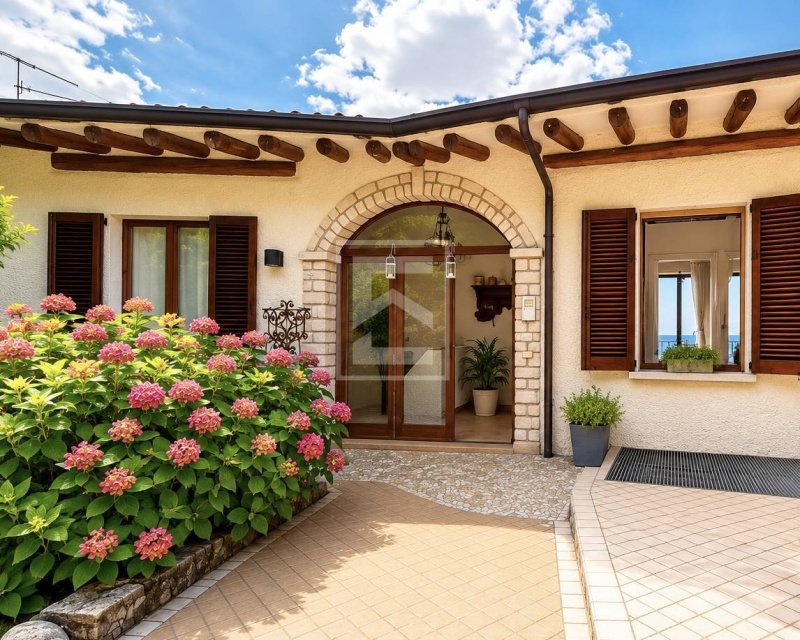 Maison jumelée à Salò