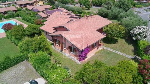 Half-vrijstaande woning in San Felice del Benaco