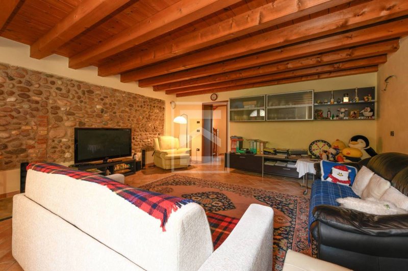 Reihenhaus in Volta Mantovana