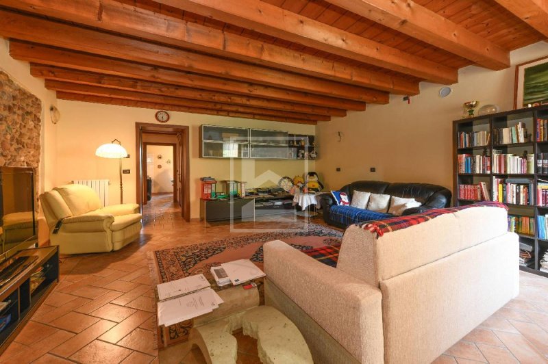 Reihenhaus in Volta Mantovana