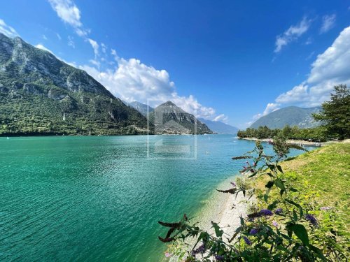 Parhus i Idro