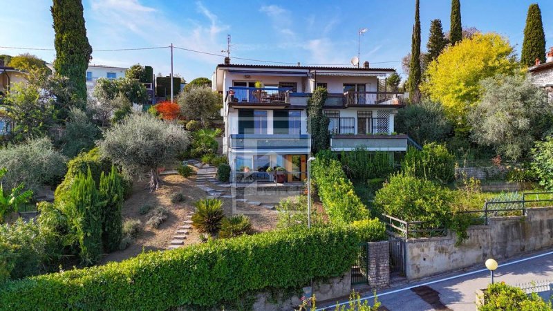 Maison jumelée à Padenghe sul Garda