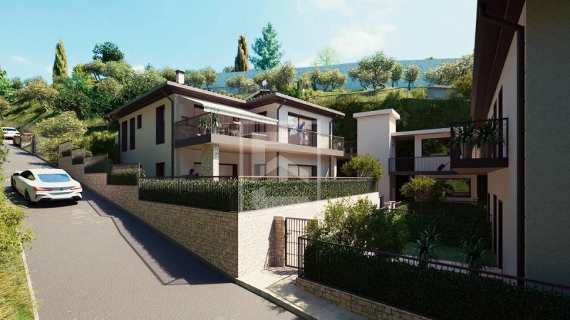 Apartamento en Gardone Riviera