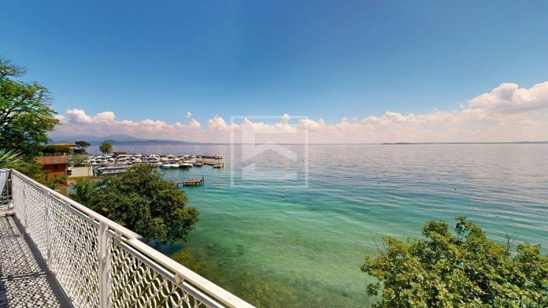 Villa i Manerba del Garda