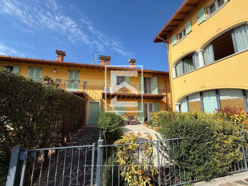 Lägenhet i Calvagese della Riviera