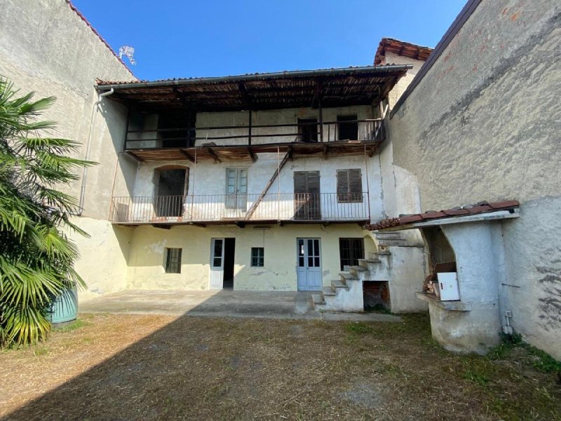 Detached house in Cascinette d'Ivrea