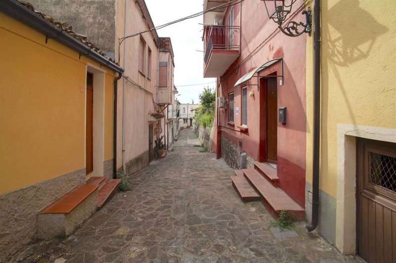 Self-contained apartment in Roseto Capo Spulico