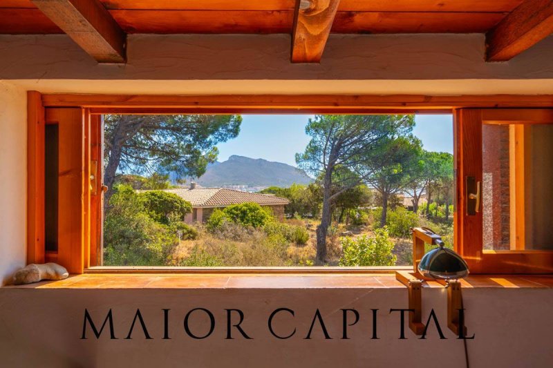Moradia com terraço em Golfo Aranci