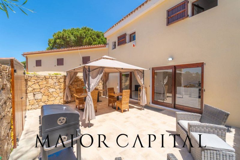 Таунхаус в Арцакена