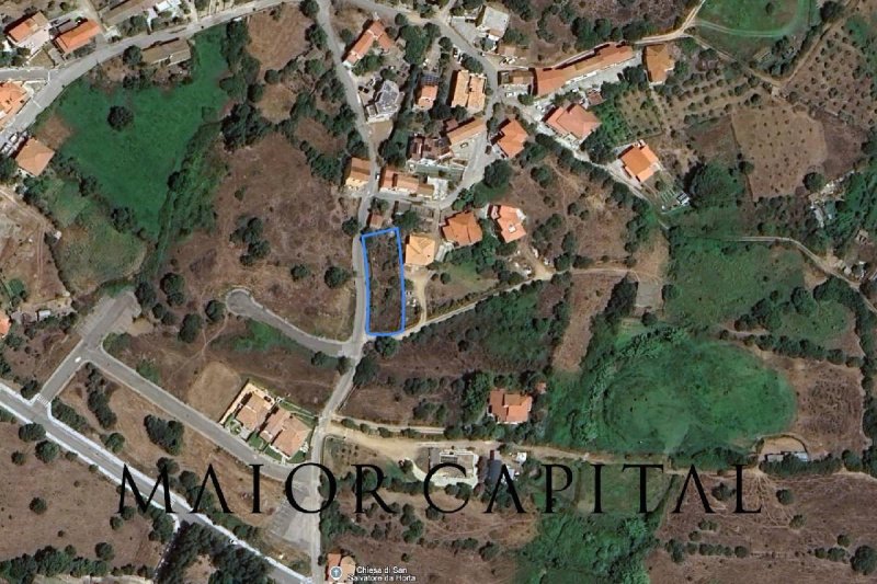 Terrain à bâtir à Posada