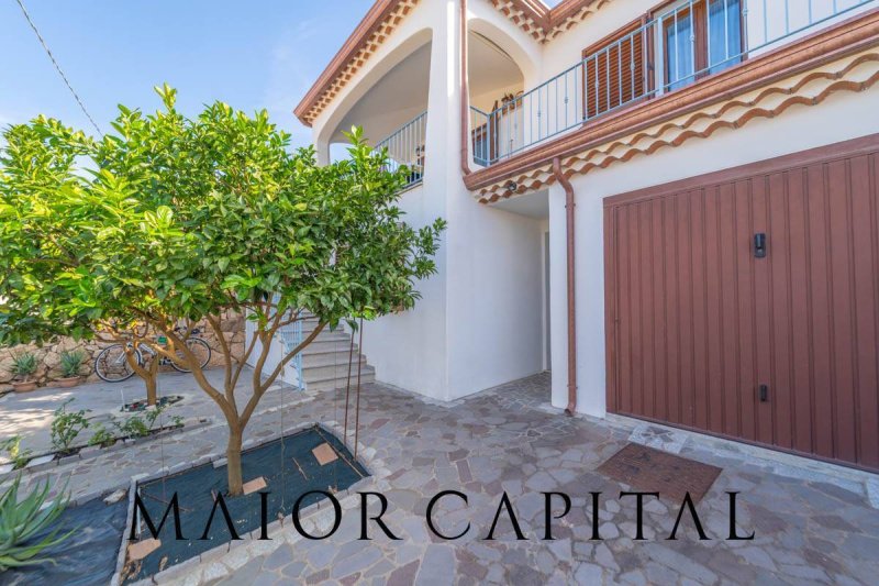 Moradia com terraço em Budoni