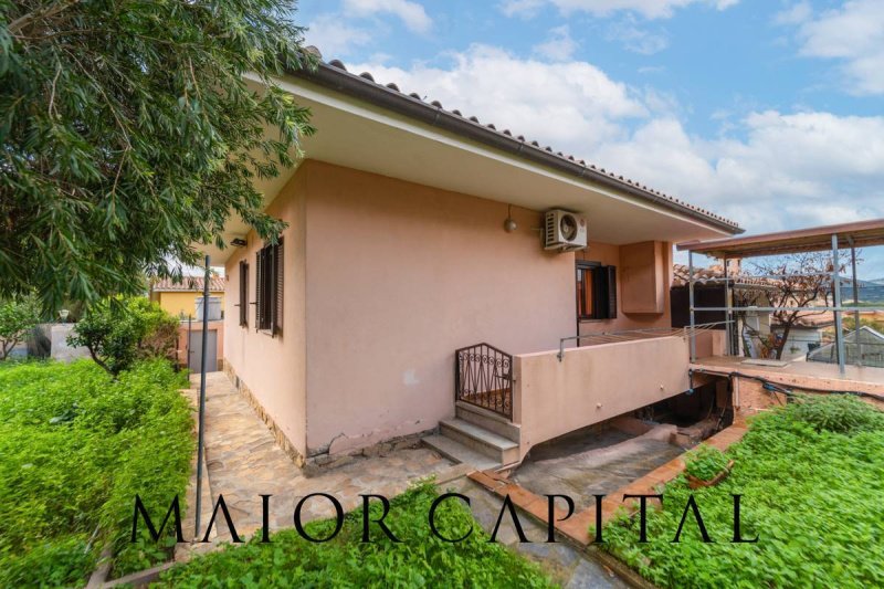 Maison mitoyenne à San Teodoro