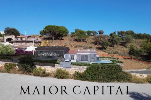 Особняк из двух квартир в Будони