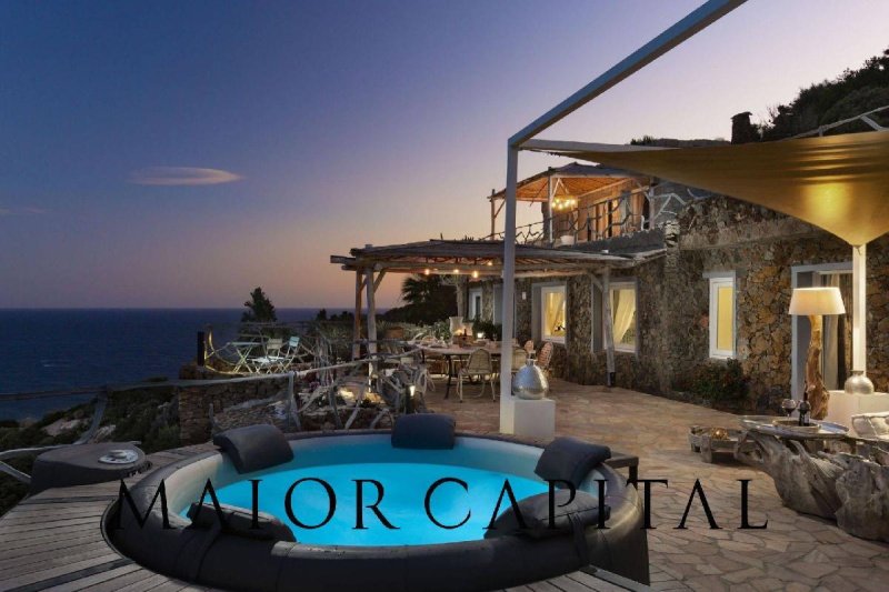 Villa in Maracalagonis