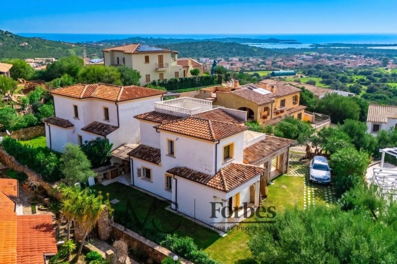 Moradia em San Teodoro