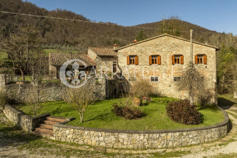 Klein huisje op het platteland in Borgo San Lorenzo
