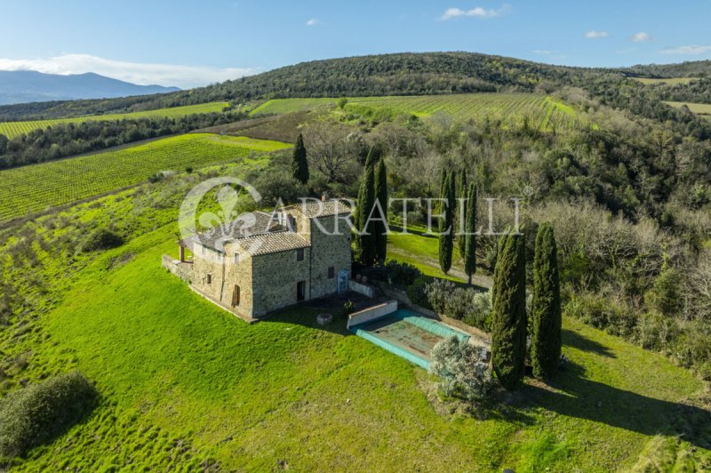 Casolare a Montalcino