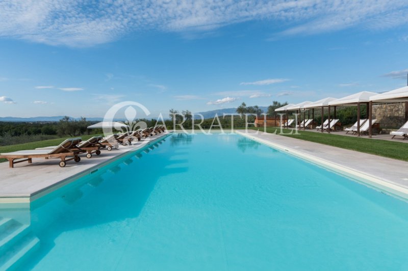 Klein huisje op het platteland in Bucine