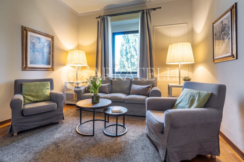 Klein huisje op het platteland in Bucine