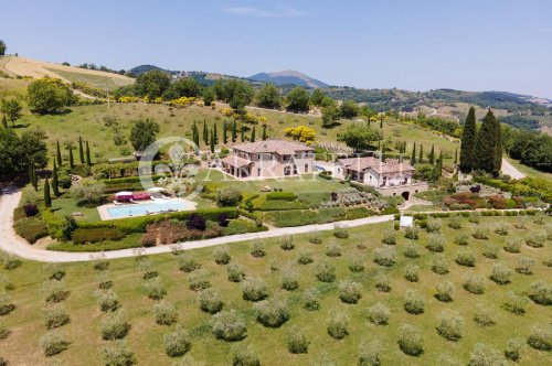 Klein huisje op het platteland in Perugia