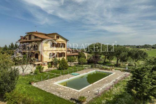 Klein huisje op het platteland in Torrita di Siena