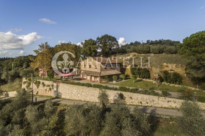 Farmhouse in Cetona