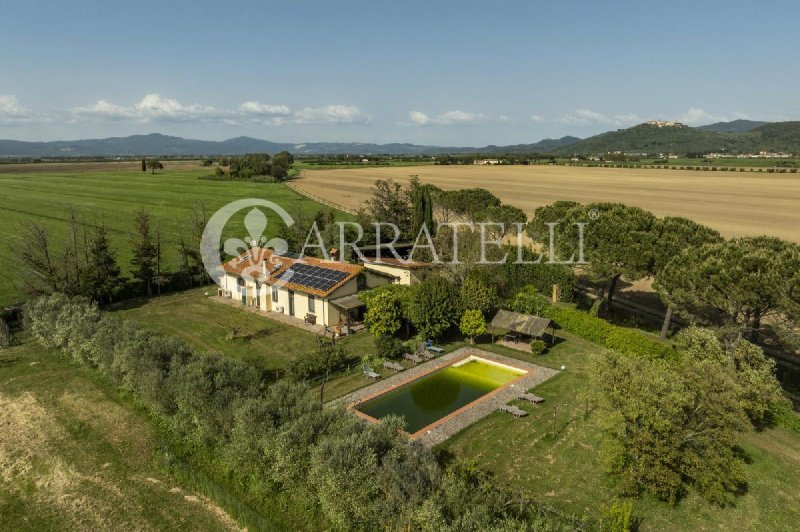 Klein huisje op het platteland in Grosseto