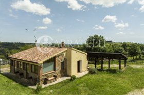 Klein huisje op het platteland in Magliano in Toscana